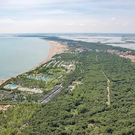 Mandorla * Albarella Island